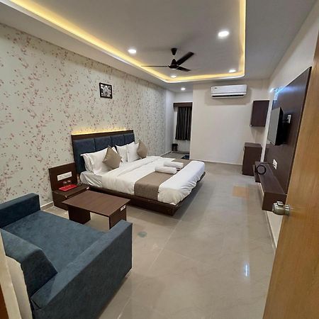 Hotel Mountain Bharuch Εξωτερικό φωτογραφία