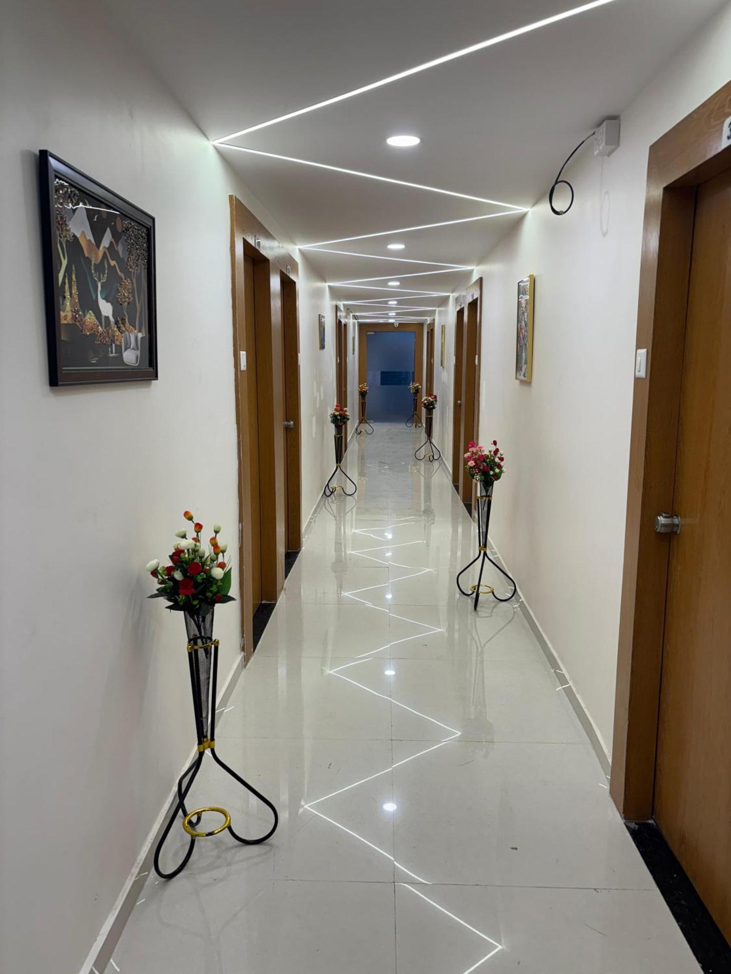 Hotel Mountain Bharuch Εξωτερικό φωτογραφία